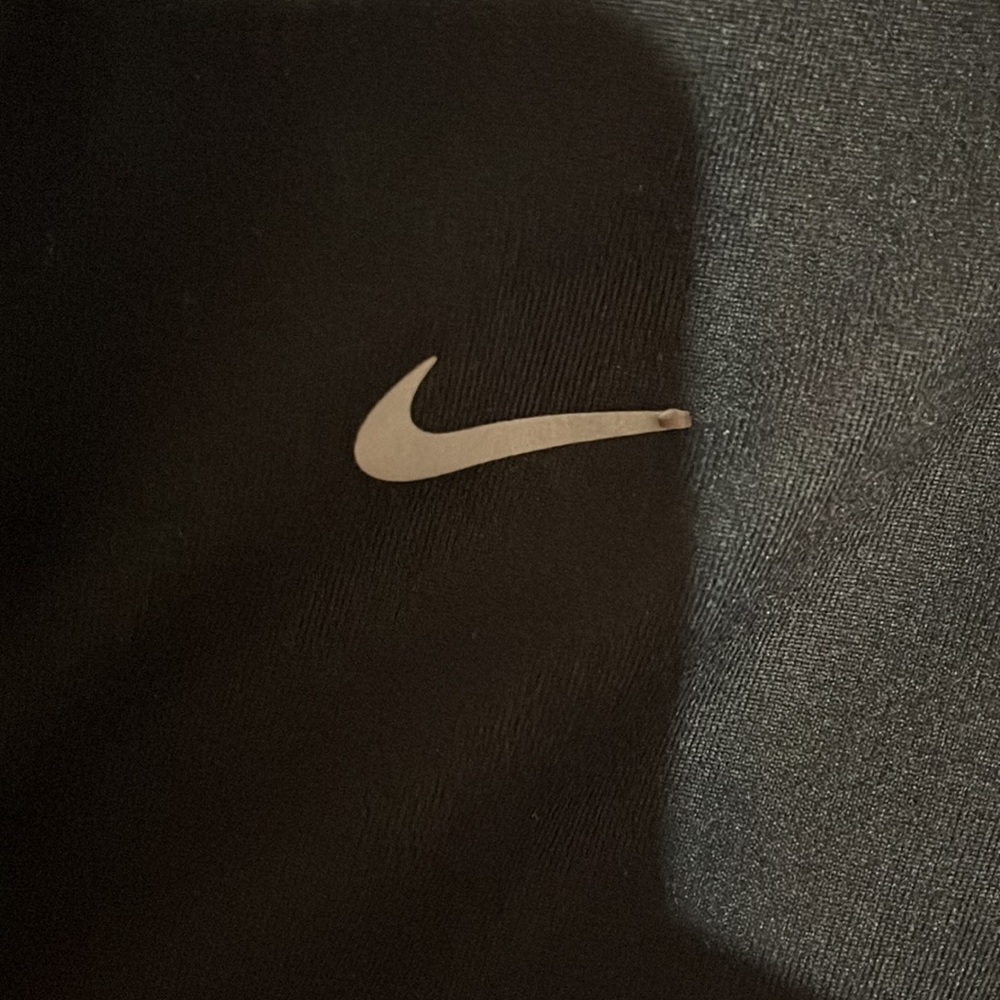 Nike Light Weight Pullover - Picture 5 of 8